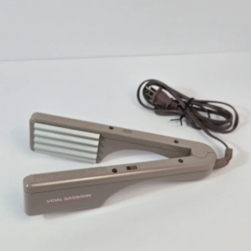 Vidal Sassoon Professional Hair Crimping Iron VS-142 Vintage 80s Taupe with Box